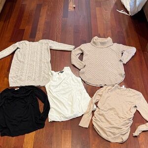 Maternity sweater & top bundle